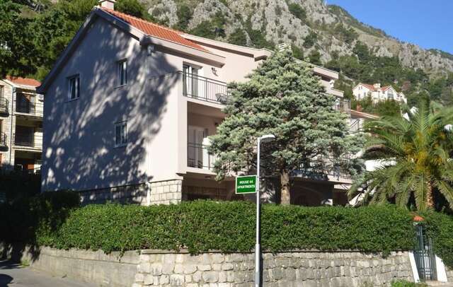 Апартаменты Apartments House 44 Котор-57